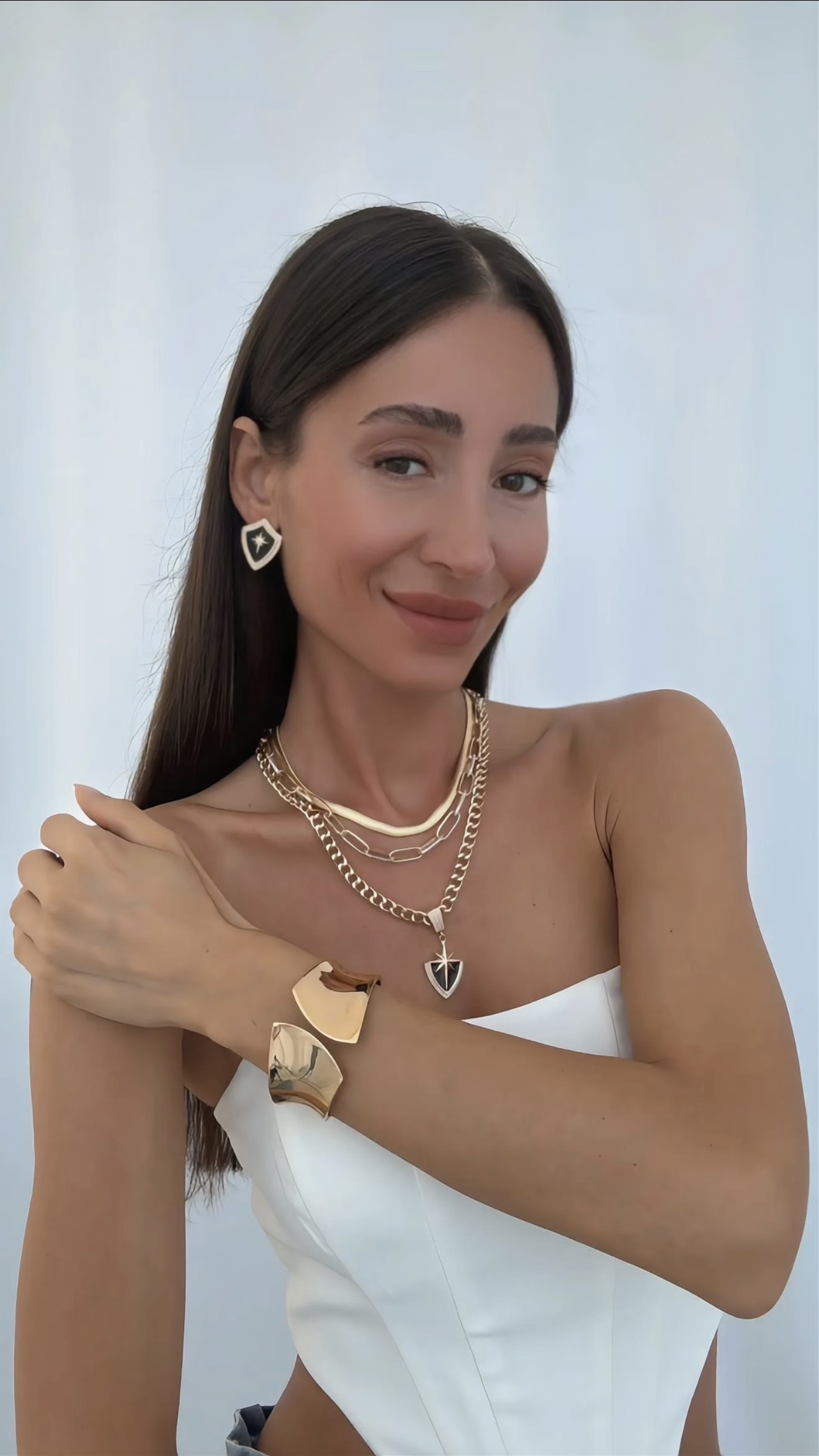 SİYAH MİNELİ ZİRKON TAŞLI KUTUP YILDIZI KOLYE VE KÜPE KOMBİNİ