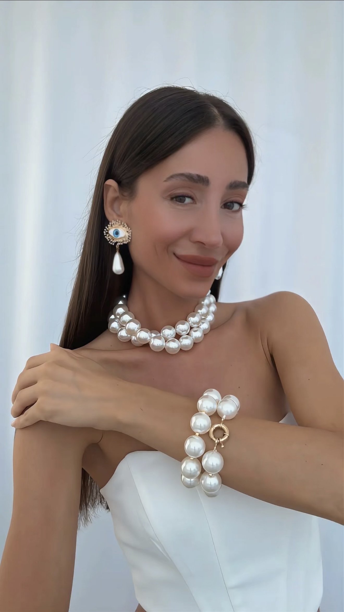 ZİRKON TAŞLI GÖZ TASARIM DAMLA İNCİLİ KÜPE İLE İNCİ KOLYE BİLEKLİK KOMBİNİ